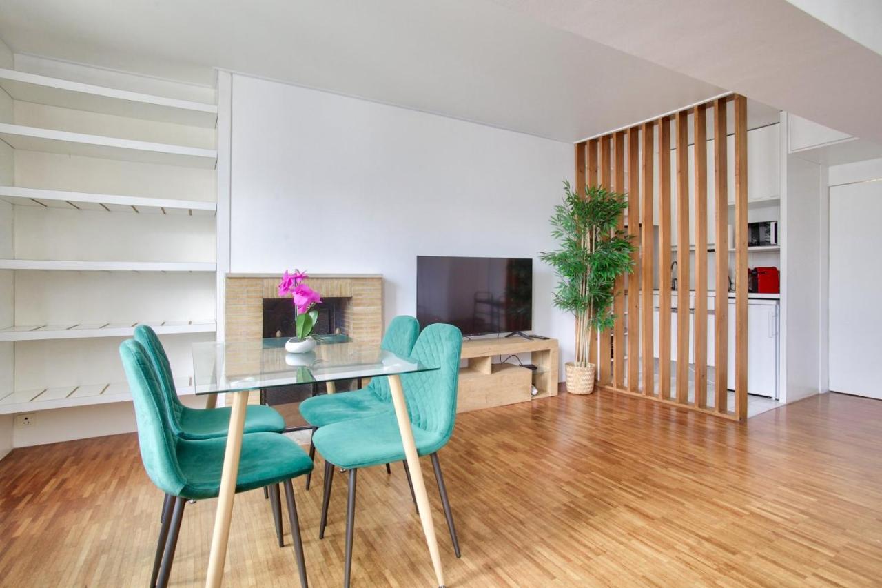 Luxurious 3 Bedrooms Le Marais Beauregard Free Netflix Appartement Parijs